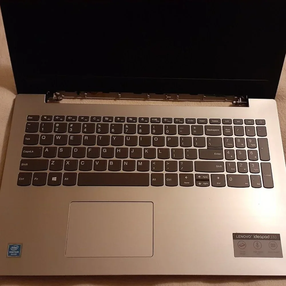 Lenovo Ideapad 15.6 inch Laptop 4 GB RAM 500 GB DVD drive with original charger